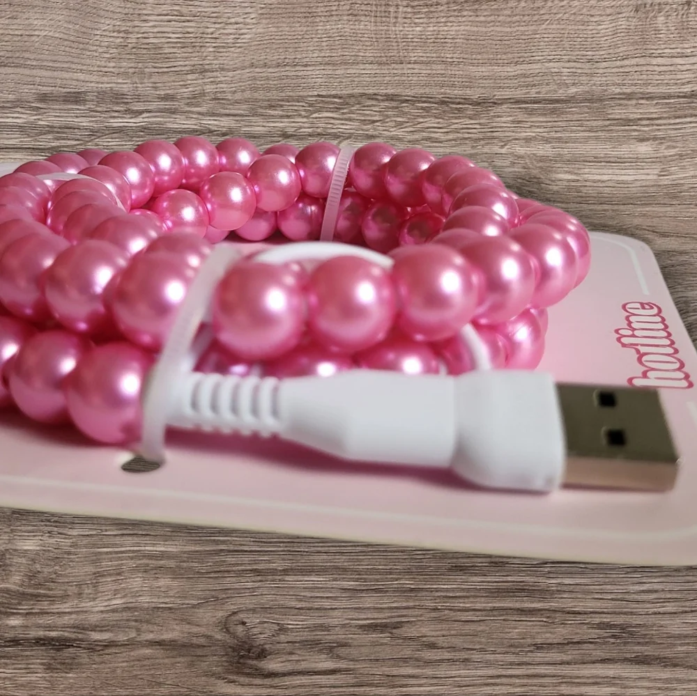 Hotline stay charged